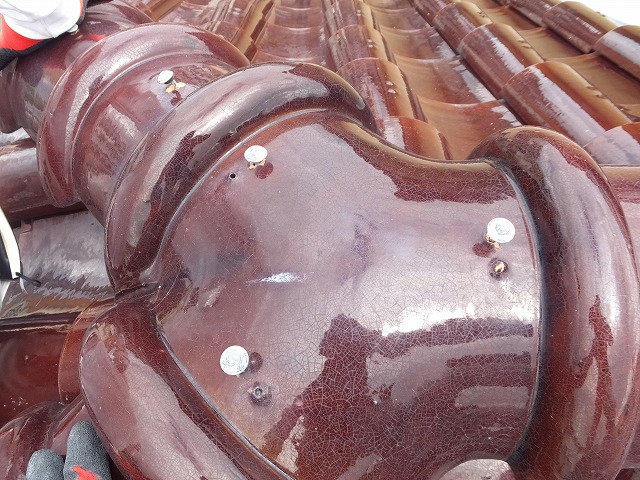 棟瓦の釘浮きは要注意